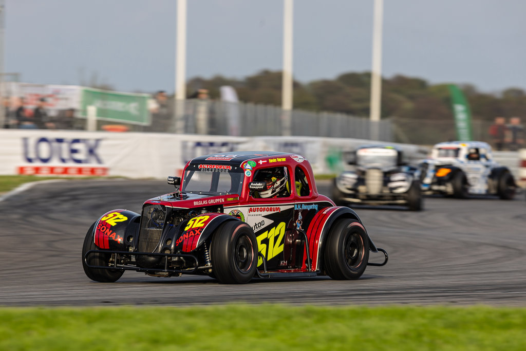 Kevin Verner Jensen var sikker på mesterskabet allerede inden søndagens prefinale og finale i Grand Prix Tours Legend Car Cup
(Foto: Grippo)
